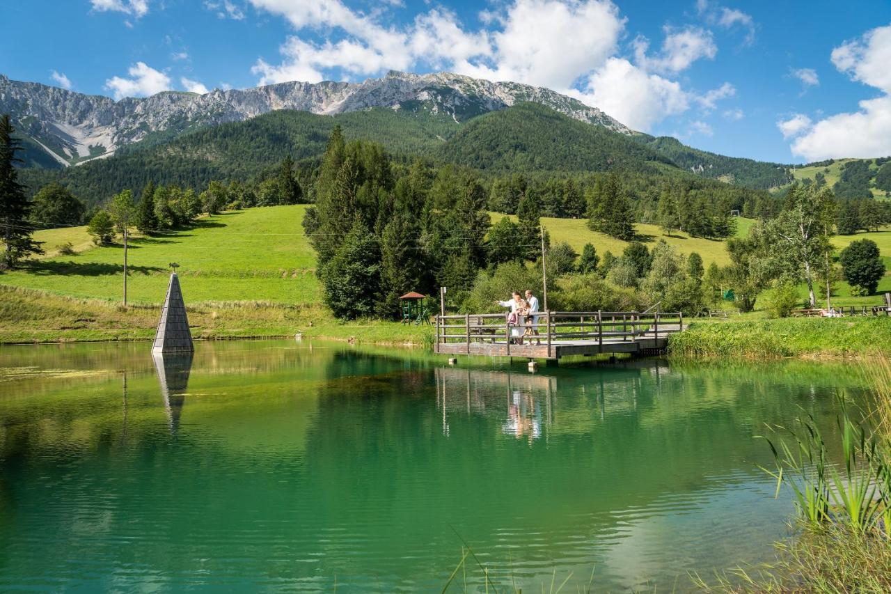 Hotel-Restaurant Forellenhof Puchberg am Schneeberg Esterno foto