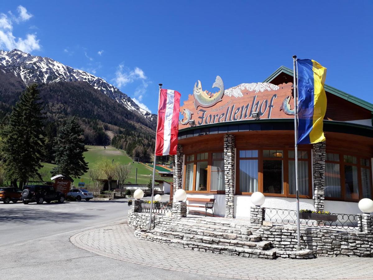 Hotel-Restaurant Forellenhof Puchberg am Schneeberg Esterno foto